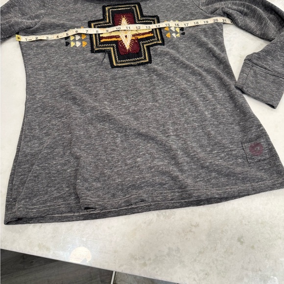 Double D Ranch Gray Long Sleeve Tee with Embroidered Design - Picture 5 of 8